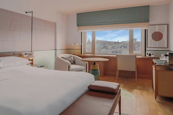 Junior Suite, 1 Bedroom, Lake View