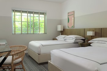 Premium Room, 2 Double Beds, Garden View