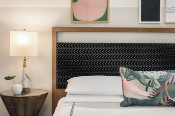 Room, 1 King Bed