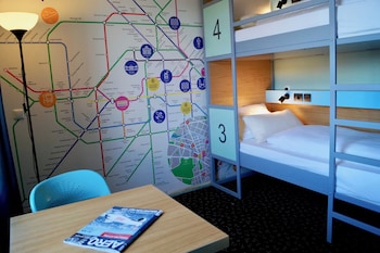 Classic Quadruple Room