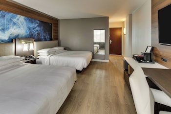 Room, 2 Queen Beds