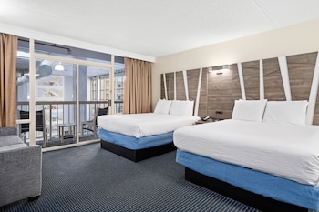 Standard Room, 2 Queen Beds (Atrium View)