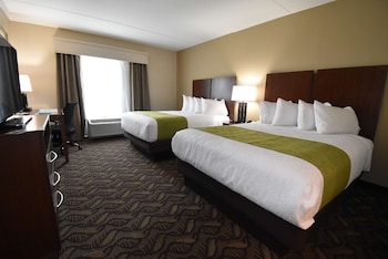 Standard Room, 2 Queen Beds, Non Smoking, Refrigerator & Microwave (Main Tower)
