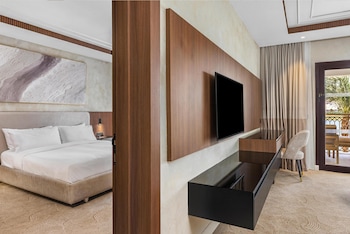 Deluxe Suite, 1 King Bed