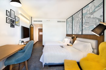 Club Room, 2 Twin Beds