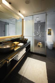 The Main Deluxe Double Room with Cypress Bath "Shin-Edo" Non-Smoking