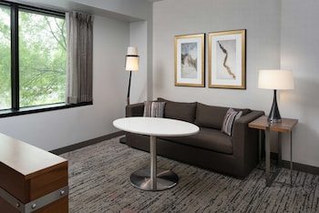 Room, 1 Queen Bed (Mobiltiy, Bathtub)