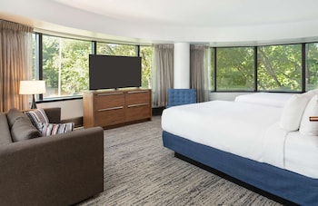 Room, 2 Queen Beds, Non Smoking (Panoramic)
