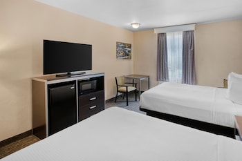 Standard Room, 2 Double Beds, Non Smoking, Refrigerator & Microwave