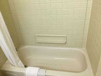 Room, 2 Queen Beds, Accessible, Non Smoking