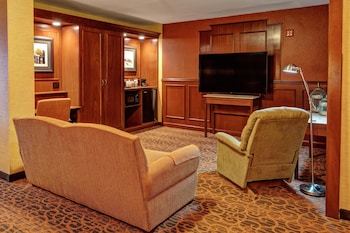 Suite, 1 King Bed, Non Smoking