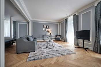Deluxe Junior Suite