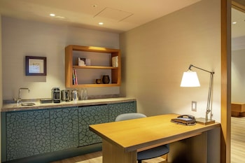 King Executive Suite
