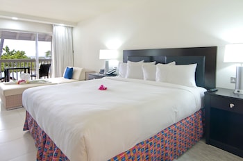 1 King Bed, Non Smoking, Garden View