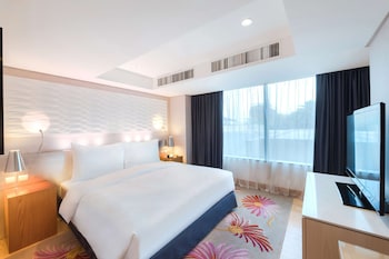 Suite (Lounge Access)