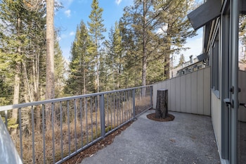 Deluxe Condo, 1 Bedroom Loft (3 Queen)