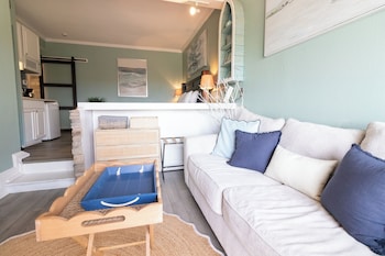 Condo, 1 King Bed