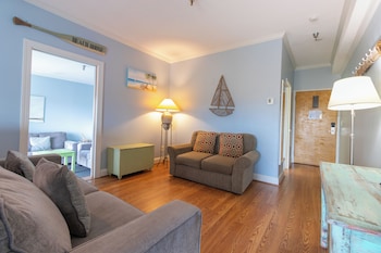 Suite, Multiple Beds, Non Smoking