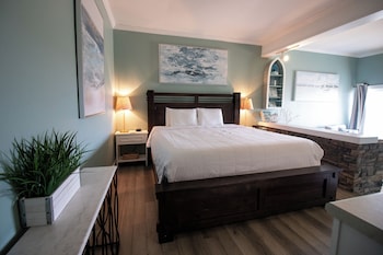 Condo, 1 King Bed