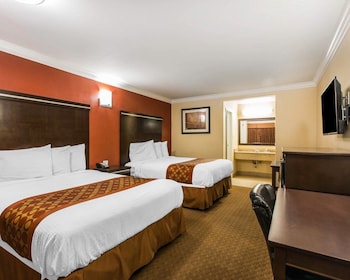 Room, 2 Queen Beds, Accessible, Non Smoking