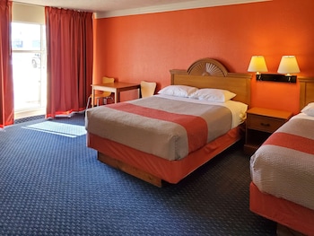 Standard Room, 2 Queen Beds, Non Smoking, Refrigerator & Microwave