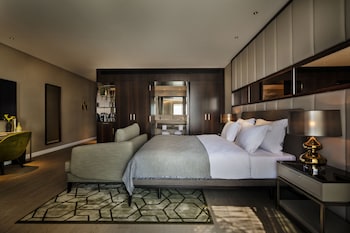 Grand Premium (Old city view)