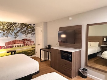 Standard Room, 2 Double Beds, Non Smoking