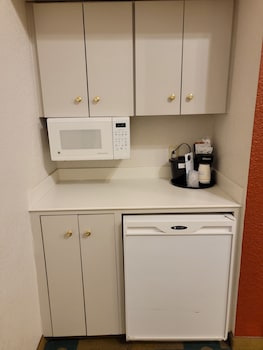 Suite, 1 King Bed, Non Smoking (1-Bedroom)
