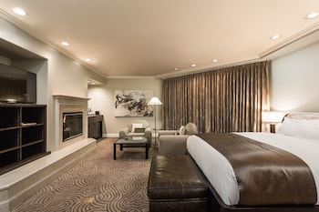 Luxury King Studio