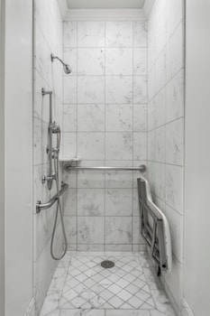 Luxury King Suite Deluxe