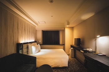 Premium Room, 1 Queen Bed (Central Building)