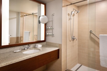 Junior Suite, 1 King Bed, Balcony