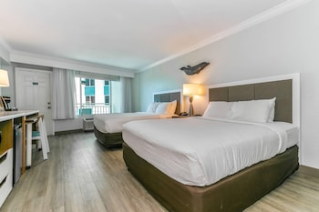 2 Queen Beds & 2 Twin Beds,  Family Suite, Partial Ocean View, Accessible, No Smoking