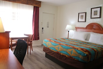 Room, 1 King Bed, Accessible, Non Smoking