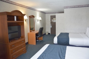 Room, 2 Queen Beds, Non Smoking (Pet-Friendly)
