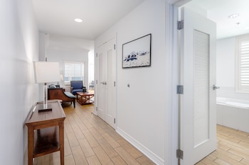 Executive Room, 1 King Bed, Balcony (Gulf Front)