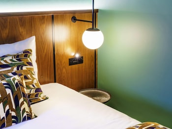 Executive Room, 1 King Bed, Bathtub