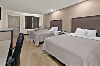 Standard Room, 2 Queen Beds, Non Smoking