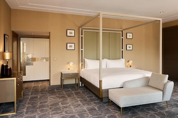 Presidential Suite, 1 Double Bed, Kitchen