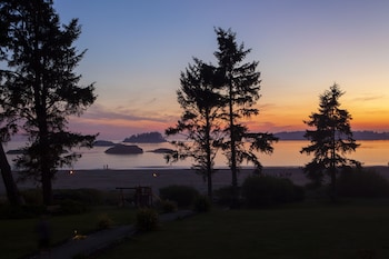 Standard Room, 2 Queen Beds, Patio, Ocean View