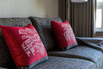 Standard Room, 2 Queen Beds, Balcony, Ocean View