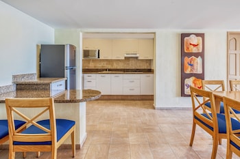Master Suite, 3 bedrooms plus