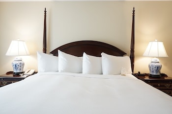 Superior Room, 1 King Bed