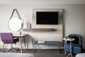 Standard Room, 2 Queen Beds, Accessible (Communications)