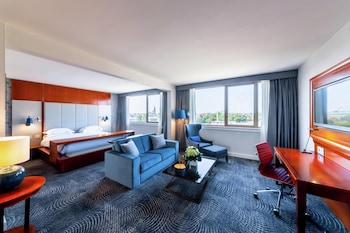 Junior Suite, 1 King Bed