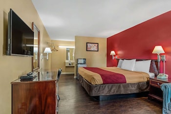 Standard Room, 1 King Bed, Smoking