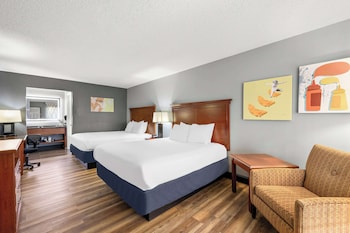 Standard Room, 2 Queen Beds, Non Smoking, Refrigerator