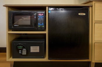 Superior Room, 1 King Bed (Smoke Free)