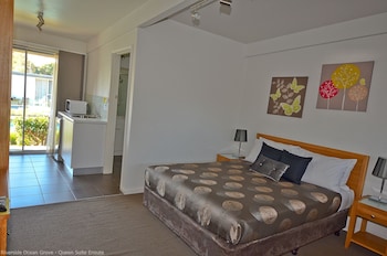 Motel Queen Room