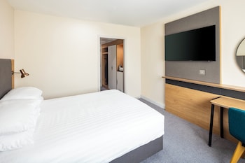 Standard Room, 1 King Bed (Super)